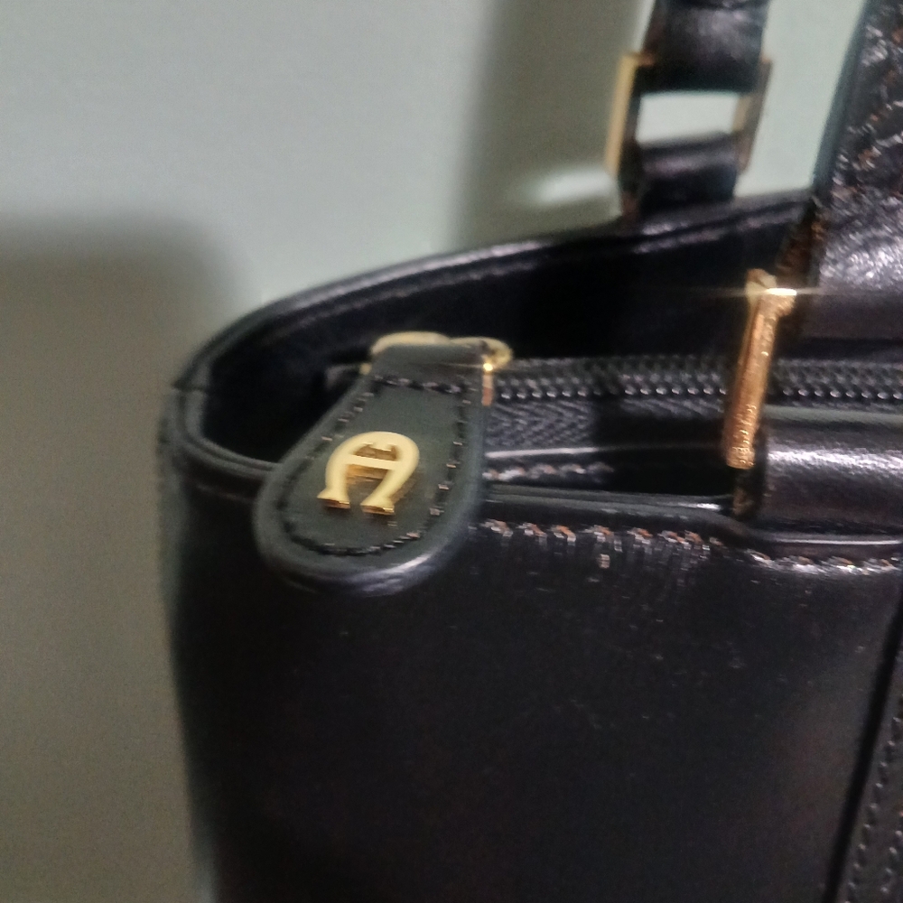 EUC Etienne Aigner Vintage Bag - Picture 12 of 12